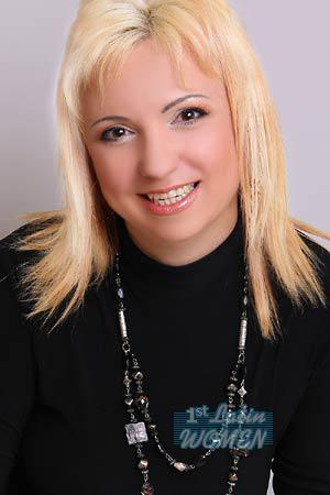 100135 - Alla Age: 33 - Ukraine