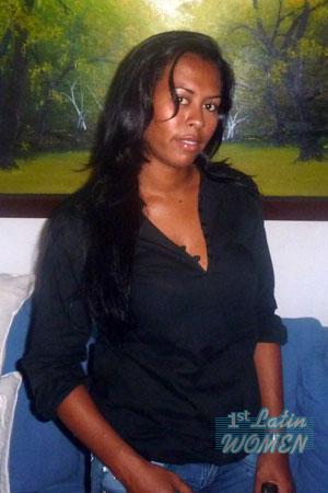126227 - Nathaly Age: 38 - Colombia