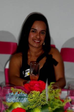 136870 - Jennifer Age: 43 - Colombia