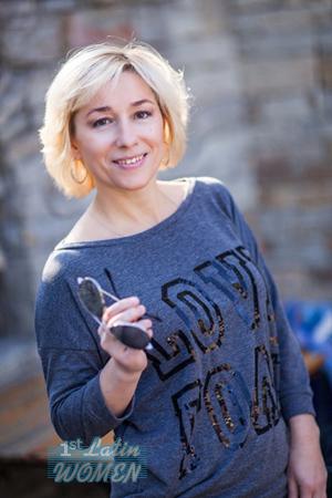 150017 - Alla Age: 56 - Ukraine
