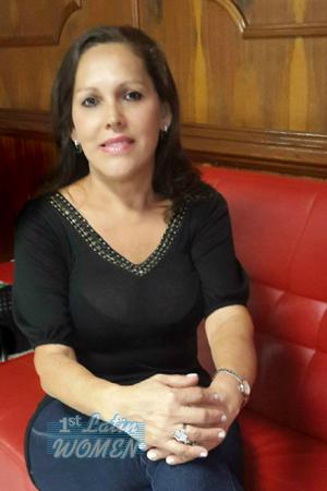 150099 - Marta Age: 57 - Costa Rica