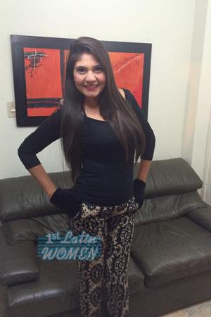 157704 - Yaneth Age: 32 - Colombia
