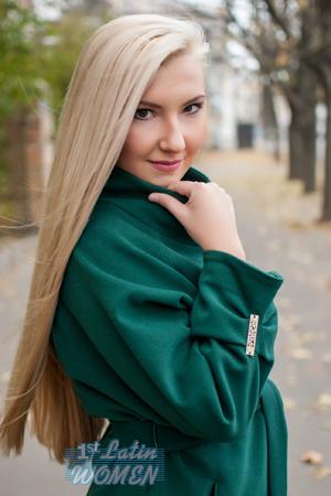 160980 - Alena Age: 23 - Ukraine