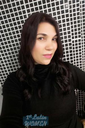 176033 - Adriana Age: 46 - Colombia