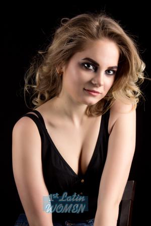 178768 - Valentina Age: 25 - Ukraine