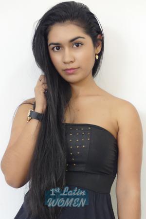 182957 - Yannine Age: 28 - Colombia