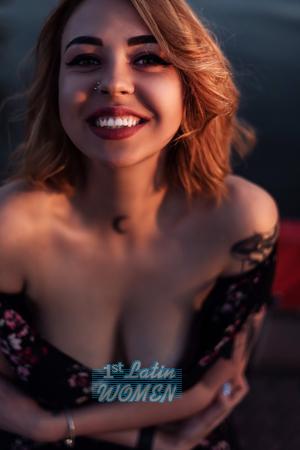 183122 - Anastasiya Age: 31 - Ukraine