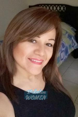 183622 - Laura Age: 58 - Costa Rica