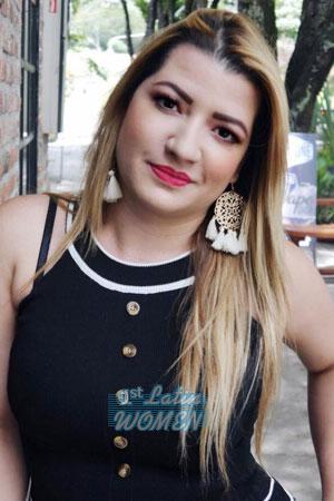 186686 - Guissela Age: 39 - Colombia
