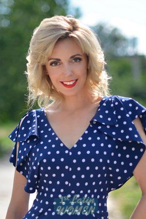 195875 - Tatyana Age: 40 - Ukraine