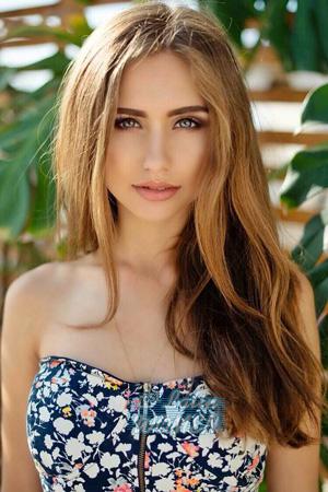 199307 - Viktoriya Age: 22 - Ukraine