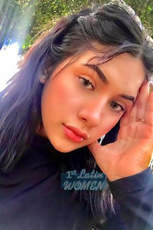 201722 - Gabriela Age: 22 - Colombia