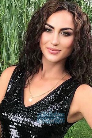 202759 - Victoria Age: 32 - Ukraine