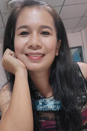 203403 - Thararat Age: 46 - Thailand