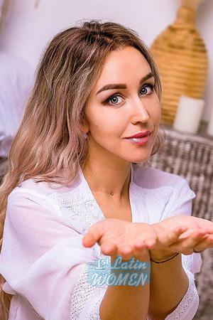 204135 - Natalya Age: 35 - Russia