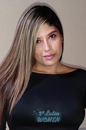 204578 - Daniela Age: 32 - Colombia