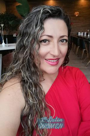 205749 - Yasmin Aleyda Age: 40 - Colombia