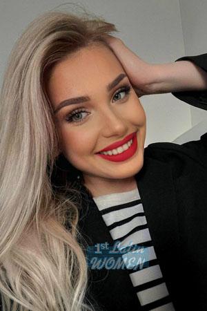 206004 - Snezhana Age: 21 - Belarus
