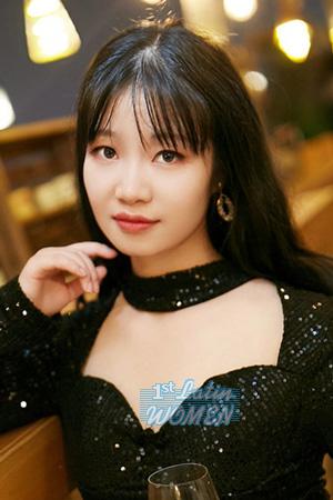 206391 - Yingying Age: 30 - China