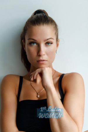 206431 - Elena Age: 24 - Ukraine