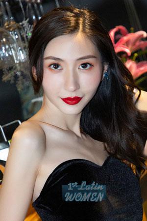 206751 - Baoxuan Age: 28 - China