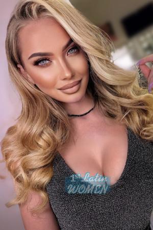 207090 - Anastasia Age: 28 - Ukraine