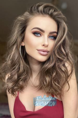 207275 - Valentyna Age: 21 - Ukraine