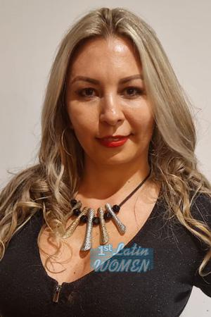 207334 - Andrea Age: 42 - Colombia