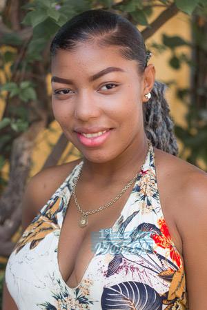 209978 - Nayelis Age: 22 - Colombia