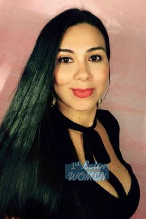 211377 - Jessica Age: 41 - Costa Rica