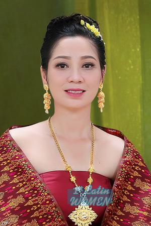 211472 - Seila Age: 37 - Cambodia