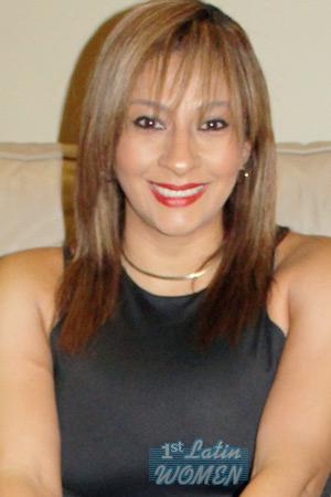 211855 - Mariam Age: 42 - Costa Rica