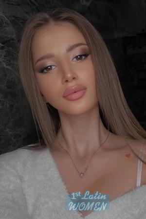 211900 - Harbiela Age: 20 - Ukraine