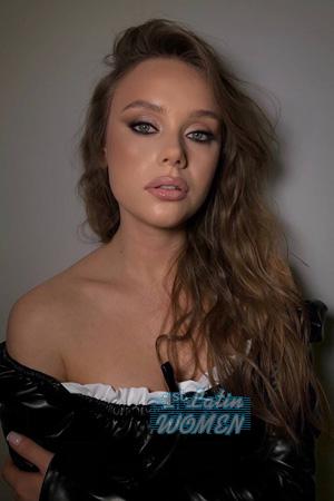 211949 - Anna Age: 25 - Russia