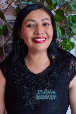 213006 - Alicia Age: 44 - Peru