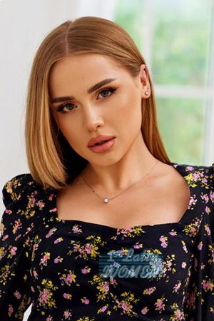 215066 - Yaroslava Age: 25 - Ukraine