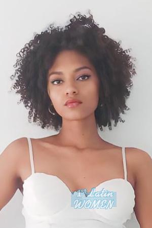 215243 - Carolina Age: 27 - Colombia