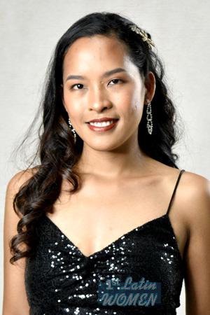 215466 - Michelle Age: 26 - Philippines
