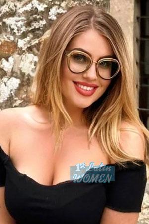 216090 - Lucia Age: 37 - Moldova