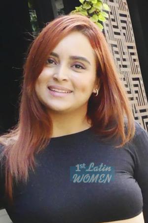 216630 - Beatriz Age: 29 - Colombia