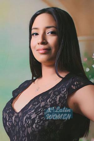 217171 - Thalia Age: 31 - Peru