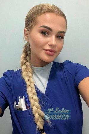 221590 - Viktoryia Age: 22 - Belarus