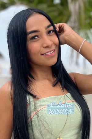 223822 - Yeraldin Age: 31 - Colombia