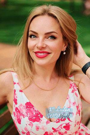 223870 - Tetiana Age: 44 - Ukraine