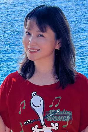 225628 - Lily Age: 51 - China