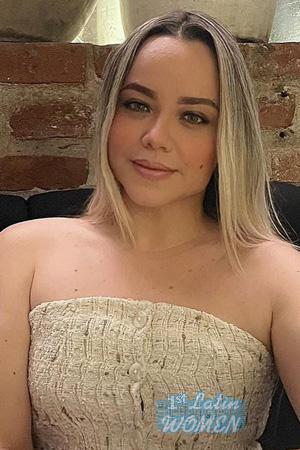 226413 - Iseth Age: 39 - Colombia