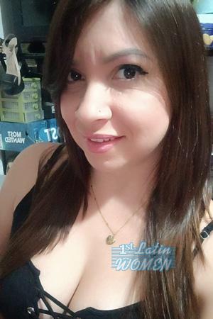 226636 - Allison Age: 35 - Costa Rica