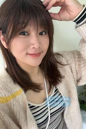 226734 - Lixia Age: 40 - China