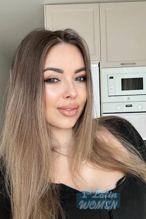 226770 - Khrystyna Age: 33 - Ukraine