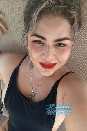 226835 - Xochilt Age: 35 - Costa Rica